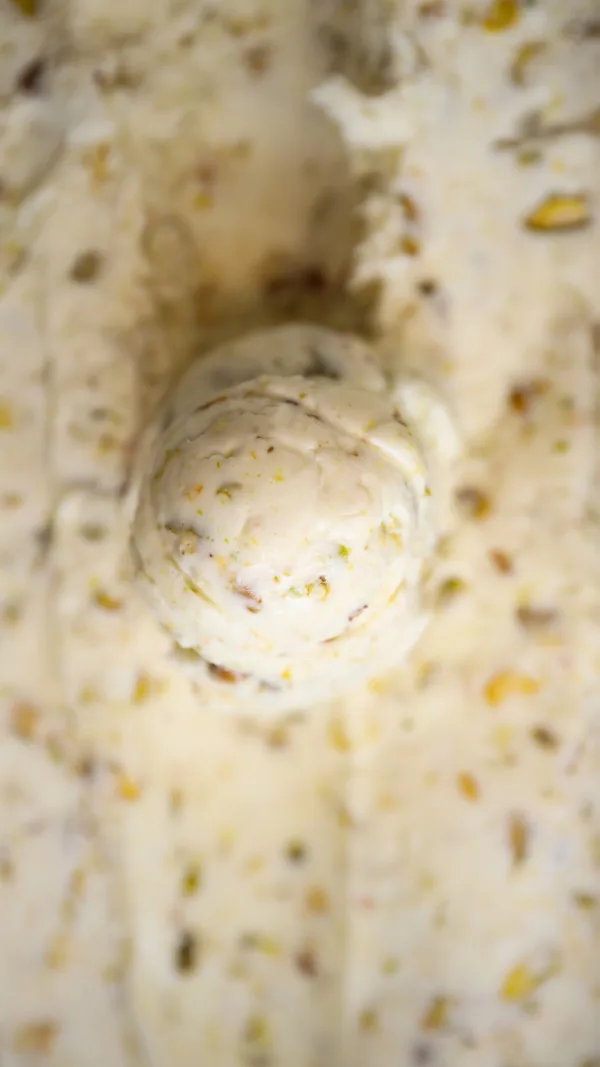 Scoop of Arabic ice cream